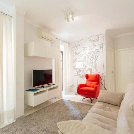Minimalism And Modern- 2Bd 1Bth- Las Setas Seville Ngoại thất bức ảnh
